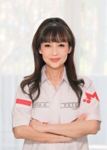 Menjadi Kartini Masa Kini: Jalan Sunyi Sofia Ambarini Menjaga Harapan Lewat Indonesia Sehat Jiwa